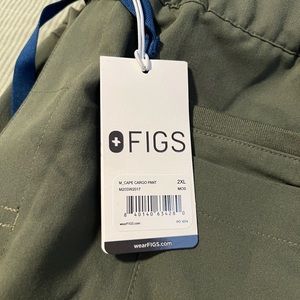 NWT Figs Men’s Cargo Jogger Scrub Pants